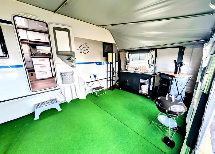 Mietwohnwagen 23 Small *